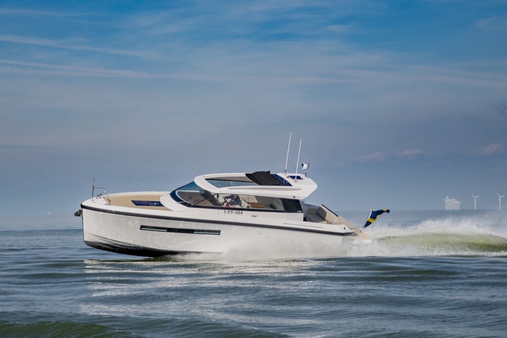 delta 33 coupe